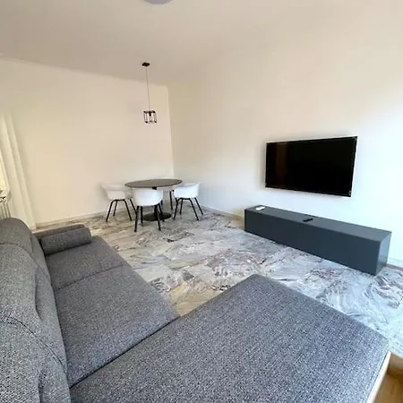 Lux Lorenzo * 로마